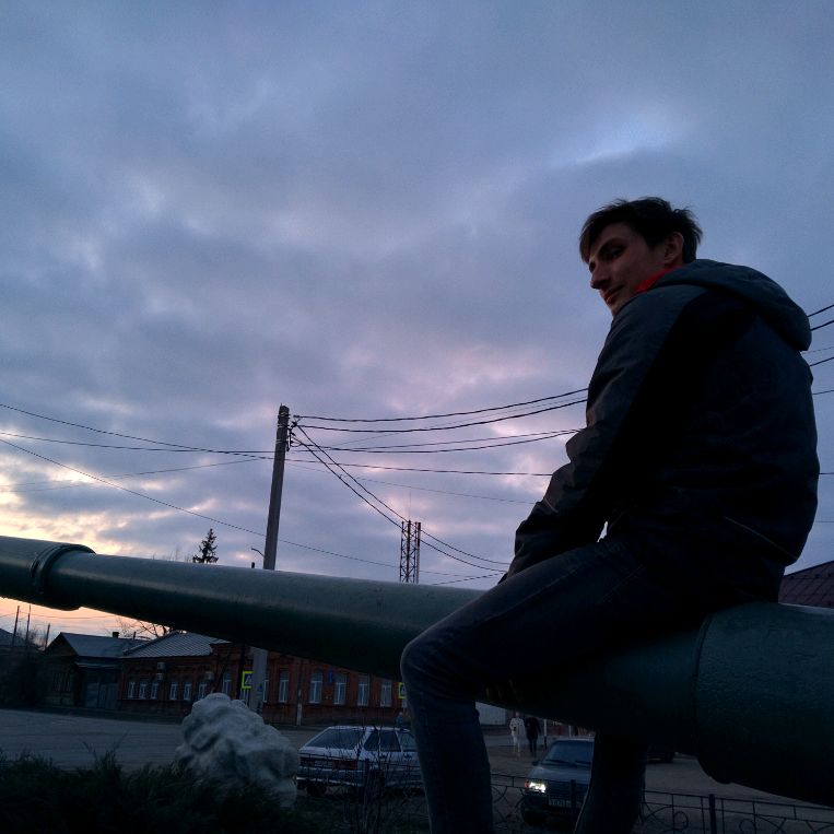 сам себя захуярил