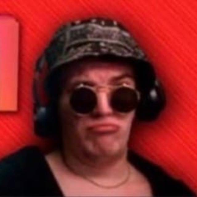 Автор на RuTube Buzariys Play