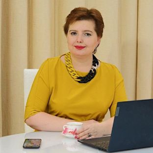 Автор на RuTube Елена Жирнякова