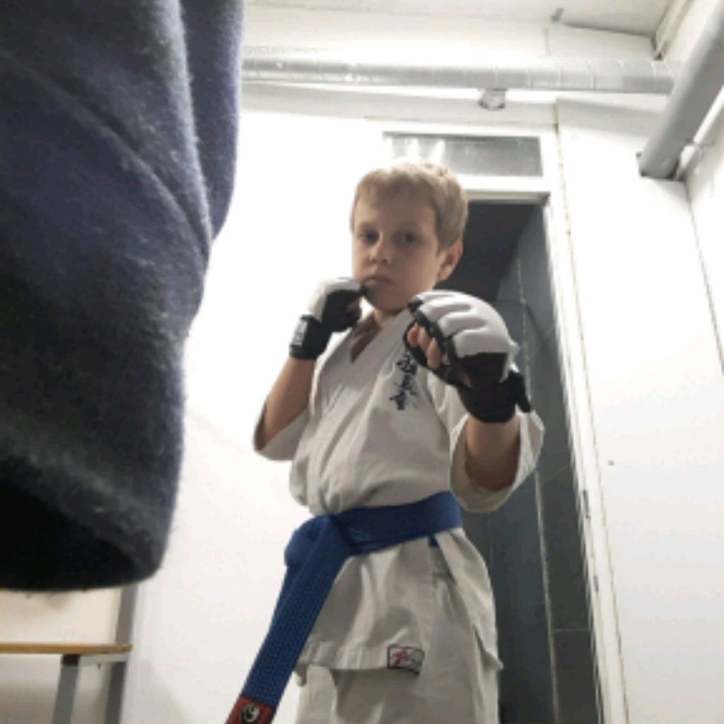 Андрюха Топ