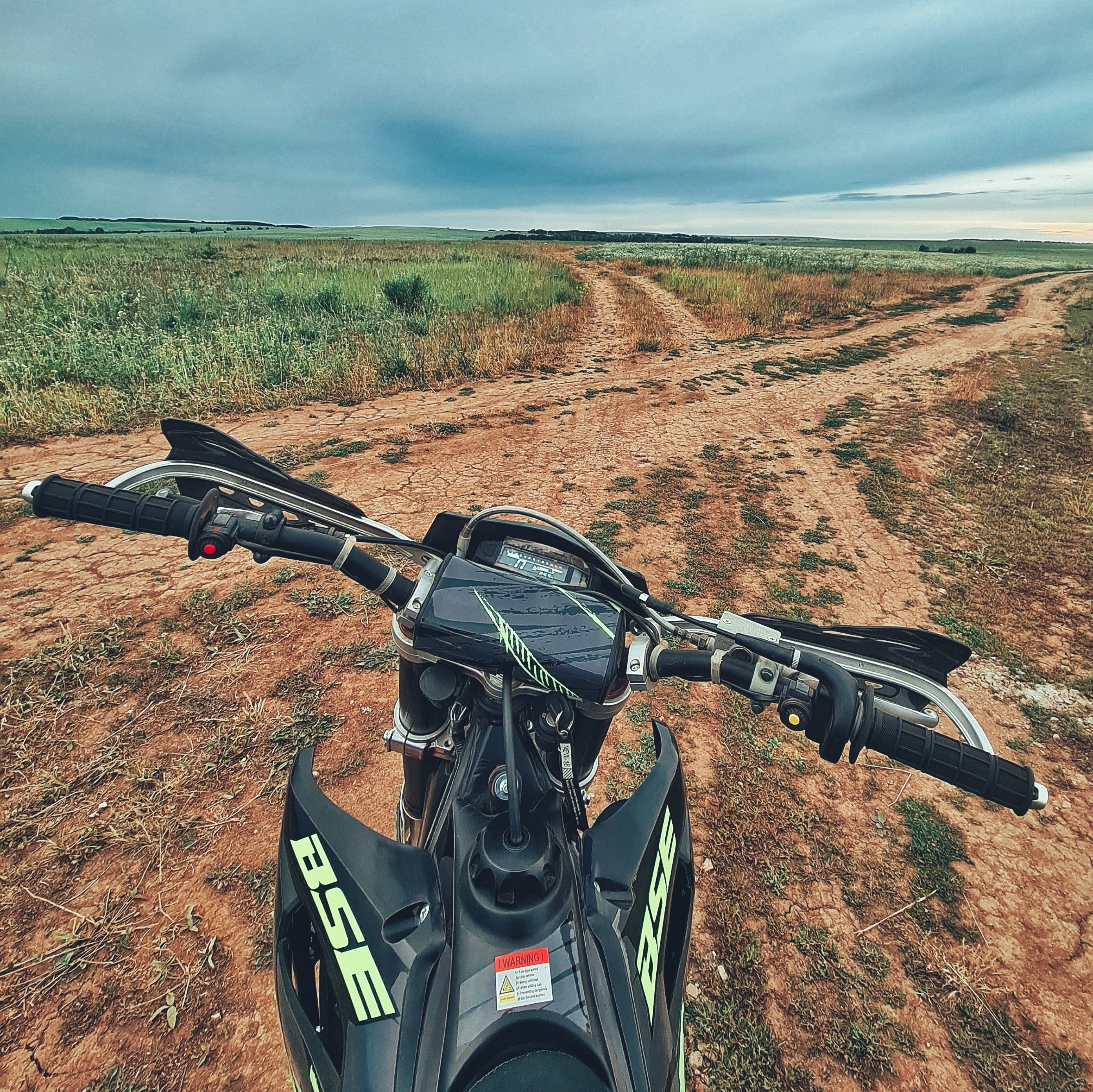 Автор на RuTube Ark Xis moto