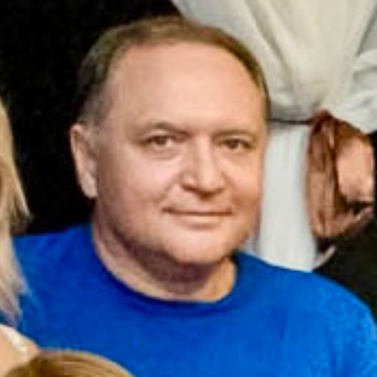 Автор на RuTube Вадим Недранец