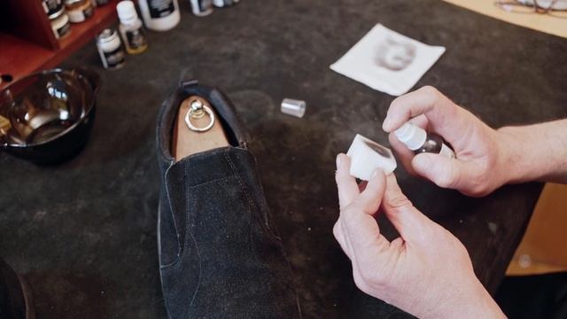 Краска спрей для замши и нубука Франция MAVI STEP Nubuck Suede Spray