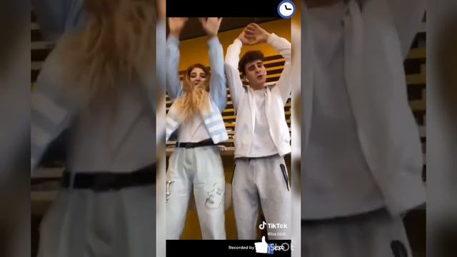 АНЯ ПОКРОВ И АРТУР БАБИЧ