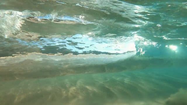 8 hours - Relaxing Slow Motion Underwater Waves | Great Escapes