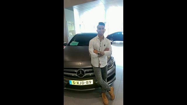 Mercedes-Benz 11-07-2015