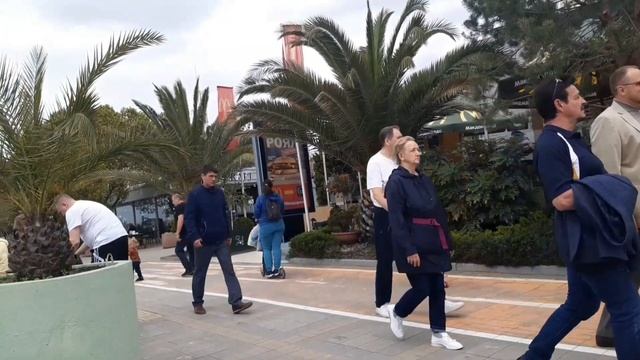 На самокатах от Имеритинки до Адлера!???Кафе "Палуба"??