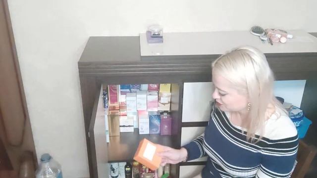 Весь мой Эйвон??Переезд в комод 2 часть. Мама как увидела, так и ахнула????? А это только часть.