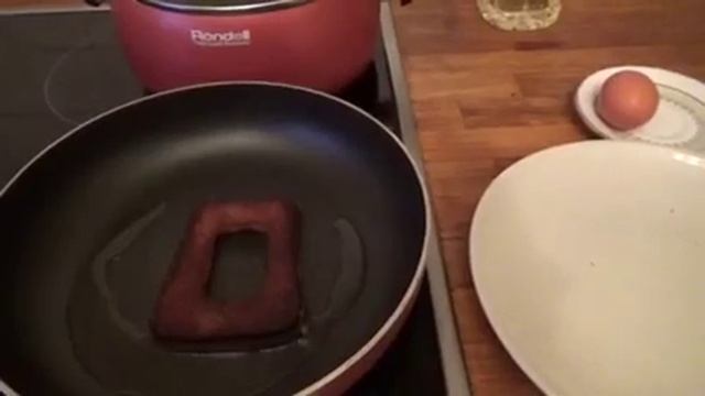 МОЙ ГОРЯЧИЙ СЫРНЫЙ БУТЕРБРОДИК!!!!