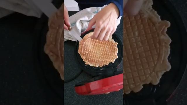 Лёгкий вафельный тортик. Банановые вафли.