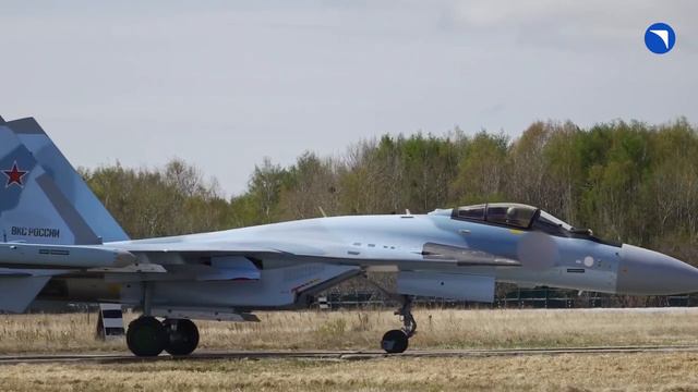 ОАК передала Минобороны новые самолеты Су-35С