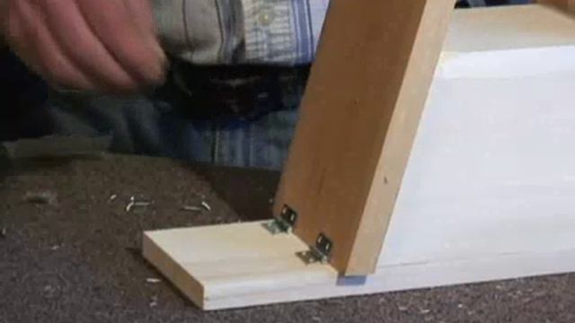 How to Make a Bird Feeder Attaching Hinges to Bird Feeder