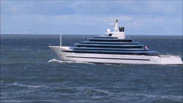 The launches, transports, sea trials, refits and visits of superyachts in Holland