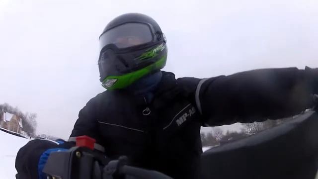 Катание на снегоходах в Москве