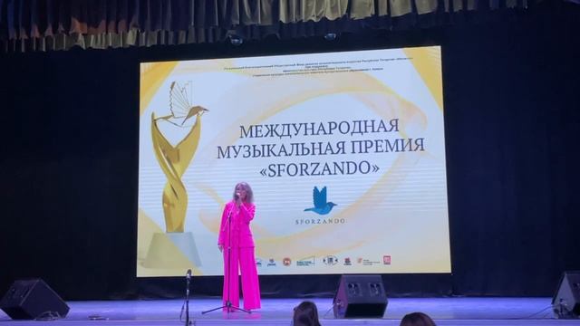 Одна из моих любимейших песен
 I look to you Whitney Houston 
#кавер