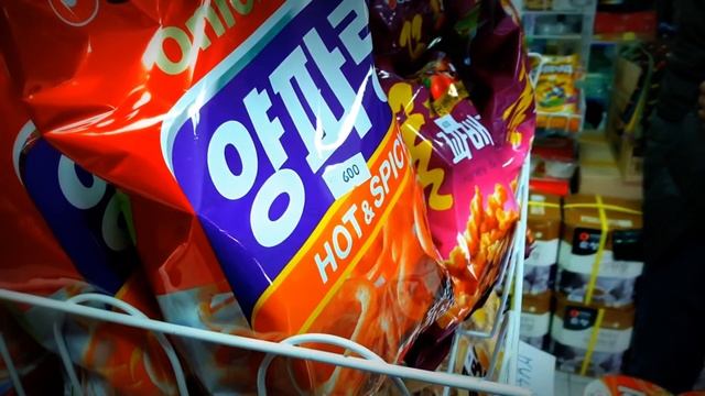 ПРОБУЕМ КОРЕЙСКИЙ МИЕККУК (미역국)  С КОРЕЙСКИМИ НАПИТКАМИ??