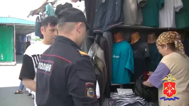 В Новокузнецке в ходе рейда полицейские привлекли к ответственности иностранца