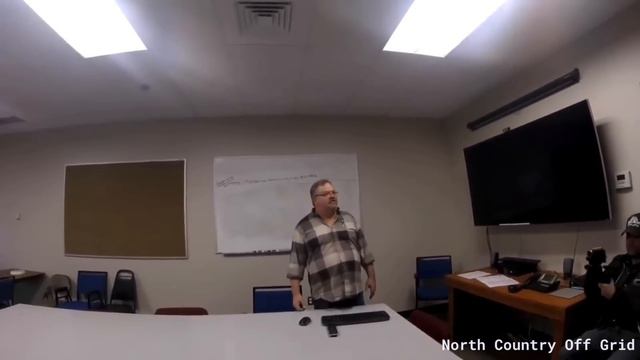 (WOW) This man knows the law, watch what he does!