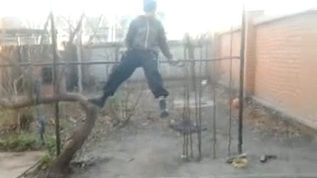 турник 8 лет
