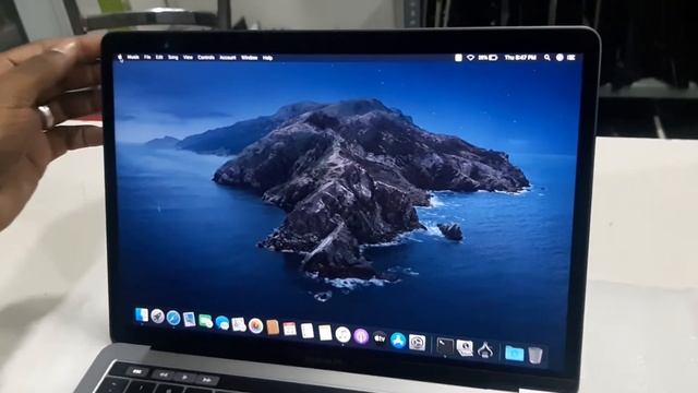 Apple MacBook pro A1706 | Retina 13 inch display | Refurbished laptop