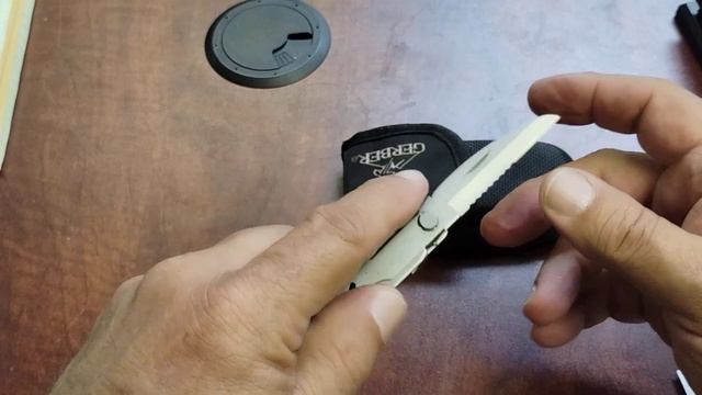 Gerber MP400 - compact lightweight and functional 