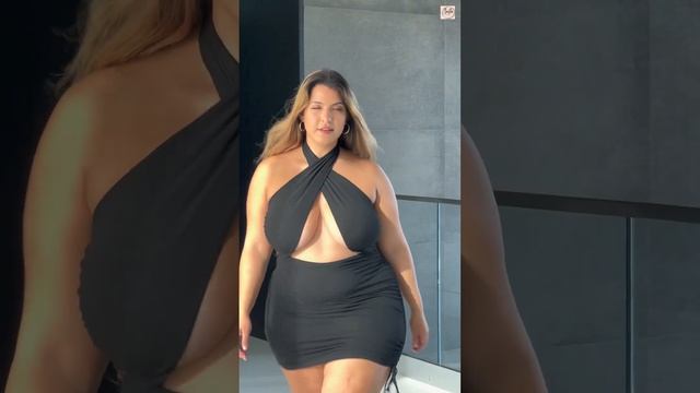 Captivating Cloudia Rojas ?? American Plus Size Model  Curvy Fashion Model  Wiki Biography3