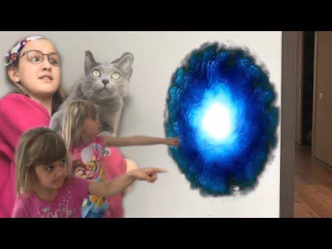 Декки стала малышкой! Я сестрой попала в другой мир!.mp4