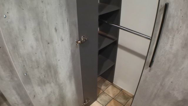 Шкаф в прихожую Моторостроителей 13
