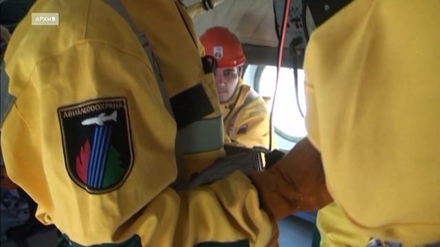 Группировку парашютистов и десантников-пожарных увеличили для борьбы с лесными пожарами в Бодайбо