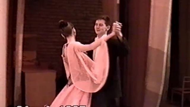 Алексей Ишутин и его Дэнс-машина танцы дэнс