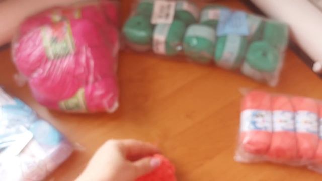Держись лето......Марина идет вязать Приятный подарок к 8 - му. марта