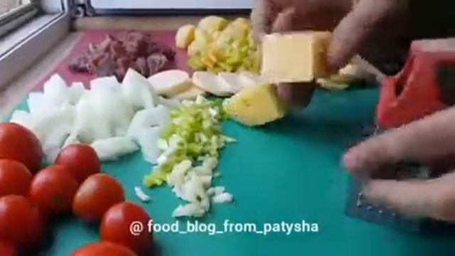 Мясо в горшочках