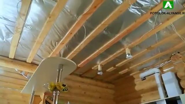 Тканевый натяжной потолок DESCOR в загородном доме из сруба!