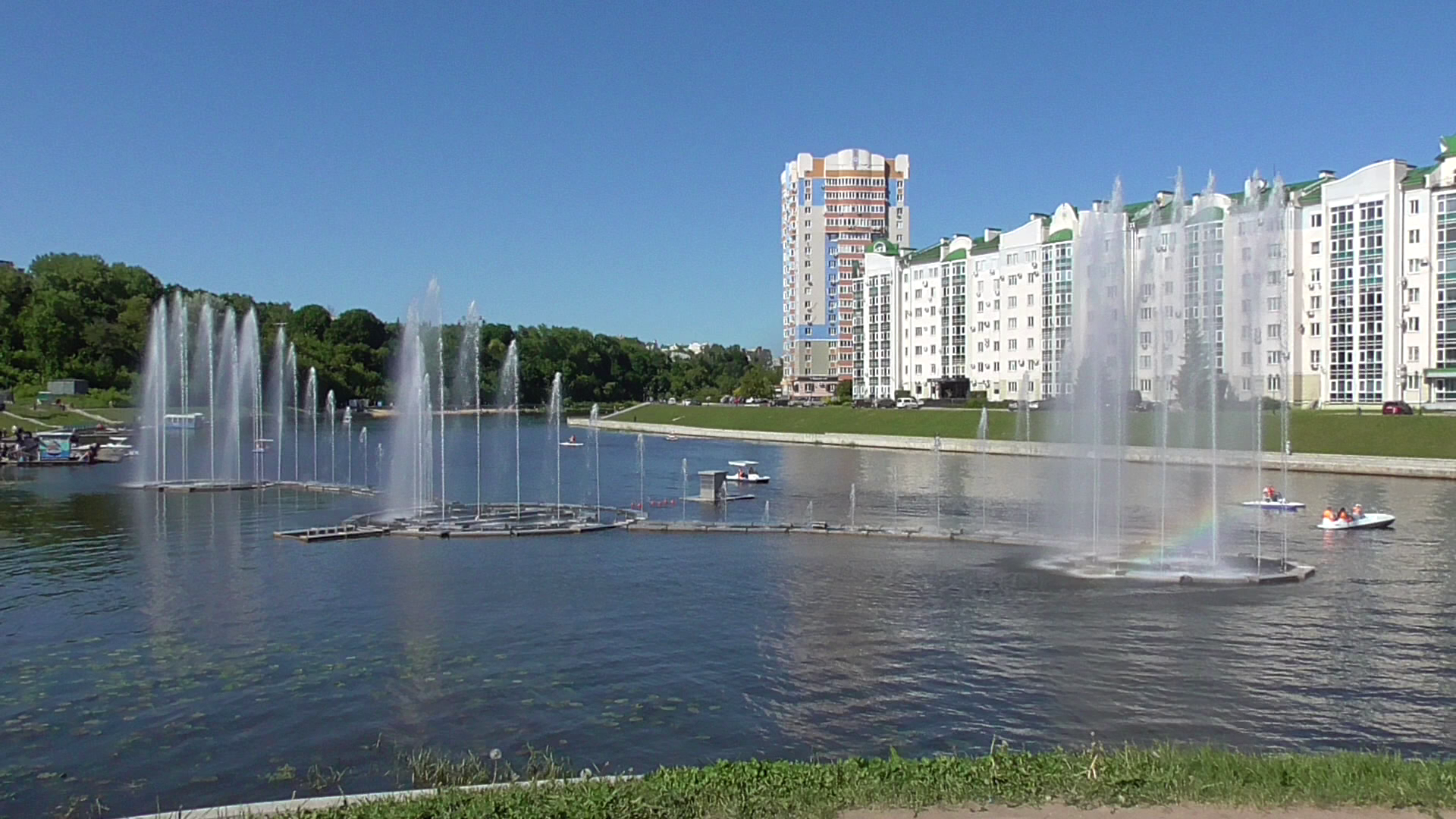Видео про речной фонтан на реке Ока в городе Орле