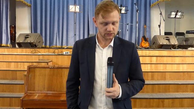 2018-04-29 Чтение из Евангелия. Андрей Юхименко (Ев. от Иоанна, гл. 3 и 4)