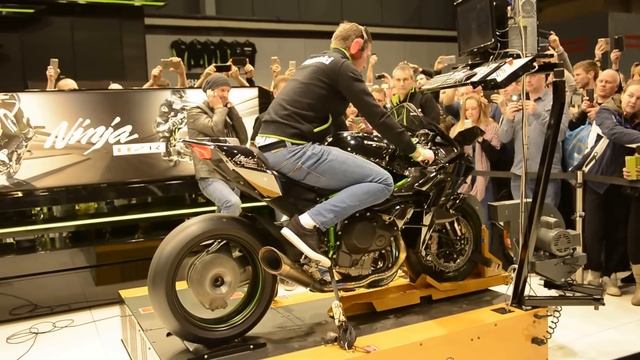 326BHP Kawasaki H2R Spits Flames On Dyno @ Motorbeurs Utrecht HD 1080
