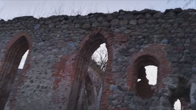 Руины кирхи в Рудау XIVв.