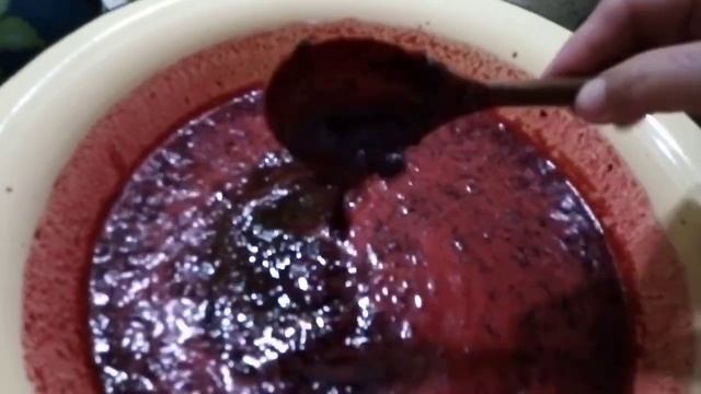 жимолость протертая с сахаром