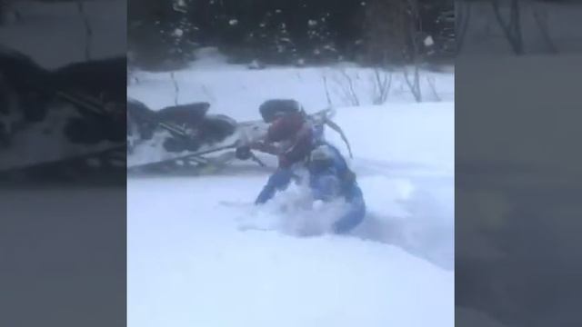 Ныряние со снегохода)))