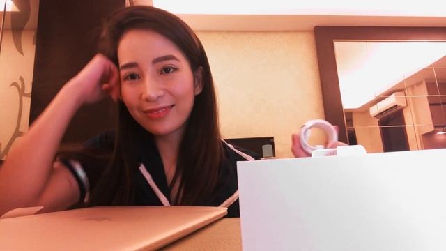 Unboxing macbook air (2020) | IRISH TAN