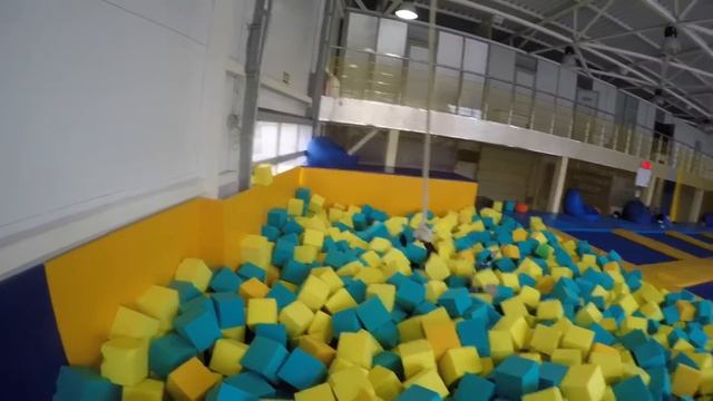 Батутный центр в г. Новороссийск. Батутный центр "Облака"