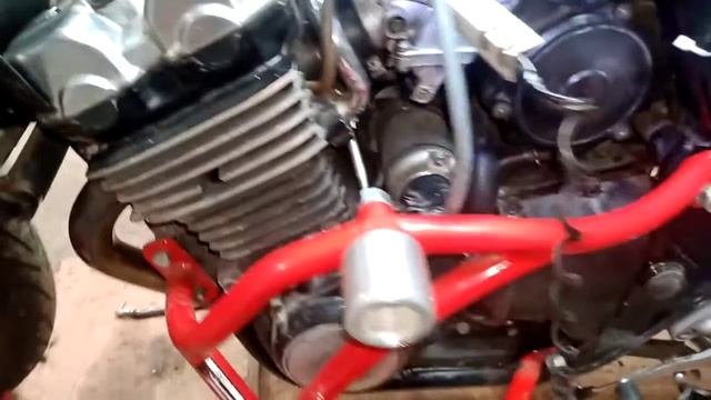 Бензин в масле, что происходит с работой ДВС. Honda CB400.#hondacb400 #hondacbf600 #honda #cb400sf