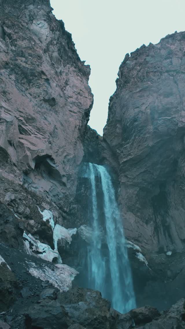 Конечная точка Джилы-Су. Водопад Султан. 4 мая 2024. Кабалино - Балкария. Кавказские горы.