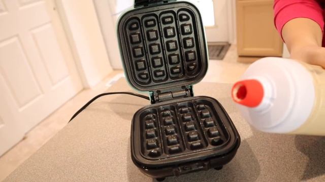 DASH Mini Waffle Stick Maker Review and Demonstration 2022 | Perfect Kids Breakfast Snacks