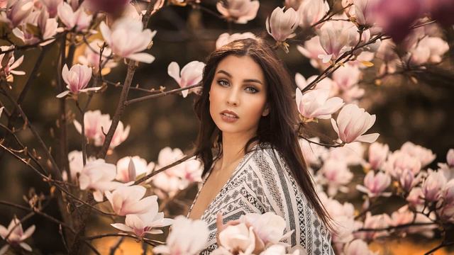 ულამაზესი ქართული სიმღერა Merab Batashvili - Chemo magnolia  მერაბ ბათაშვილი - ჩემო მაგნოლია