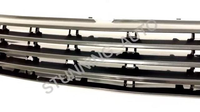 Решетка радиатора Volkswagen Passat B5 черная жалюзи