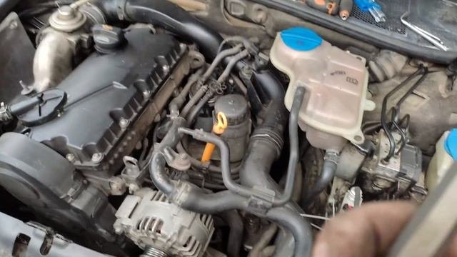 Замена ролика генератора Skoda Superb (passat B5)