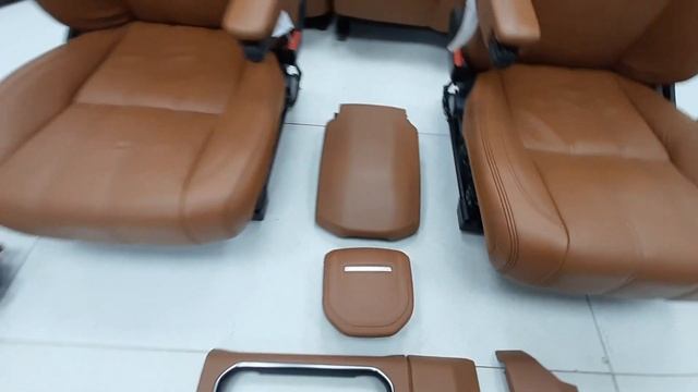 Комплект сидений Autobiography Range Rover L405 2016мониторами, вентиляция,ломающиеся спинки,массаж