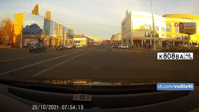"Дурак что-ли?" / Курск / ПДД /