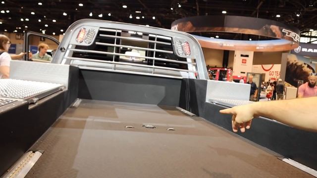 Salon Auto Chicago (Ram, Ford, Toyota, Lincoln, Chevrolet, Jeep)